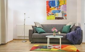 Luxury Downtown Apartment